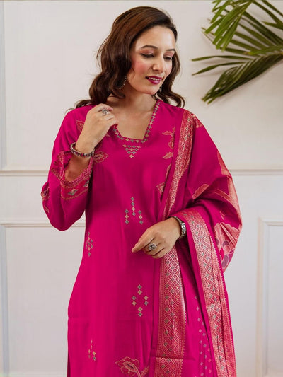 Dhiyona IE Women Floral Embroidered Thread Work Kurta with Palazzos & Dupatta