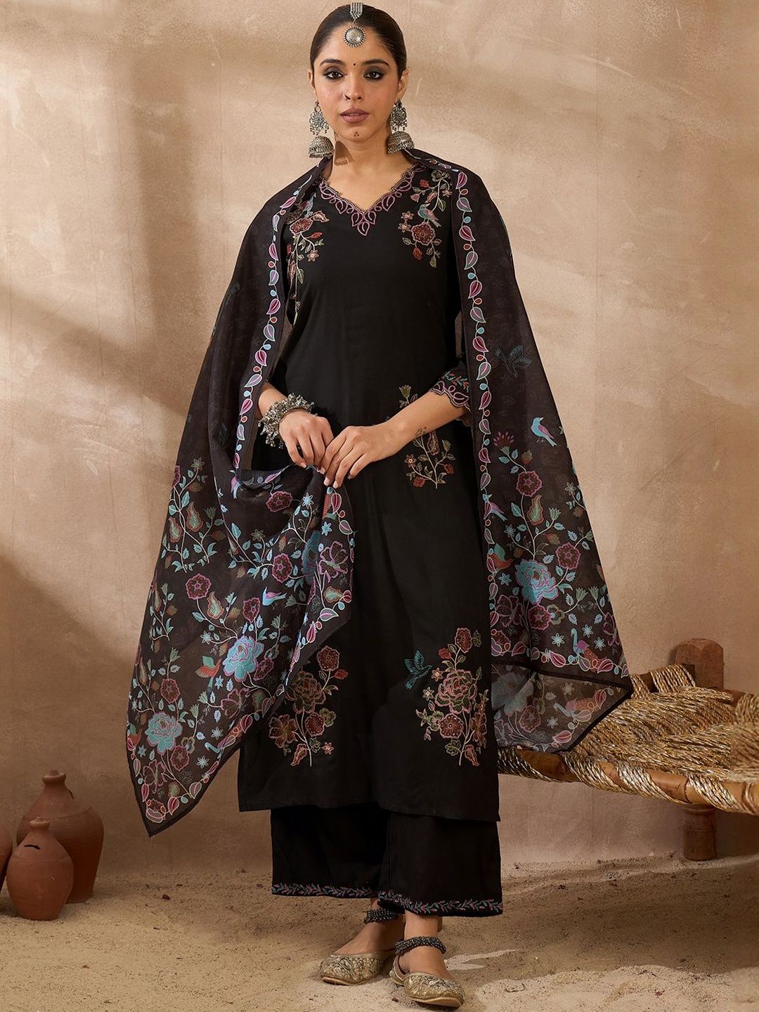 Women Ethnic Motifs Embroidered Thread Work Kurta with Trousers & With Dupatta
