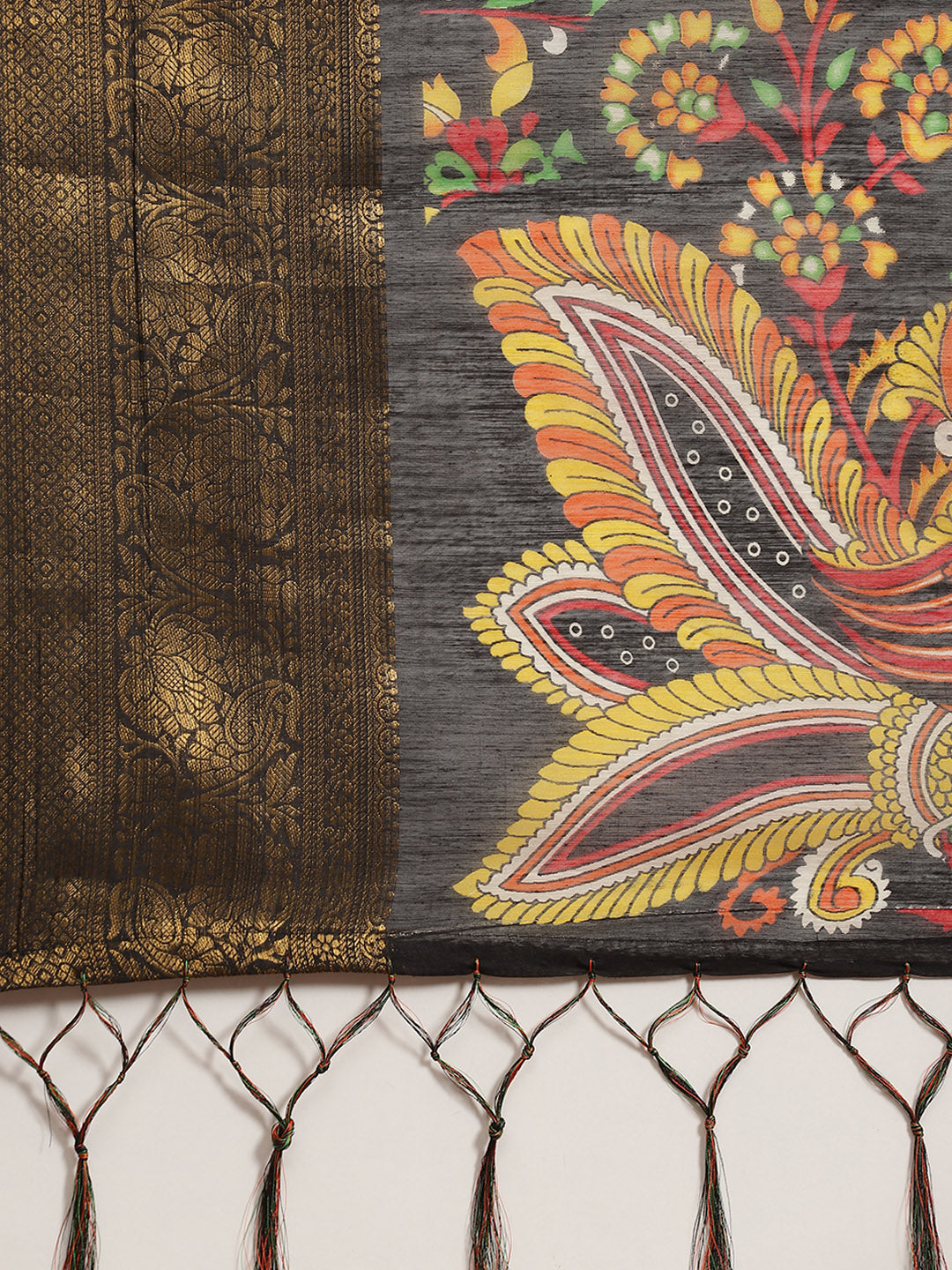 Women's Cotton Blend Black Printed Designer Saree With Blouse Piece
