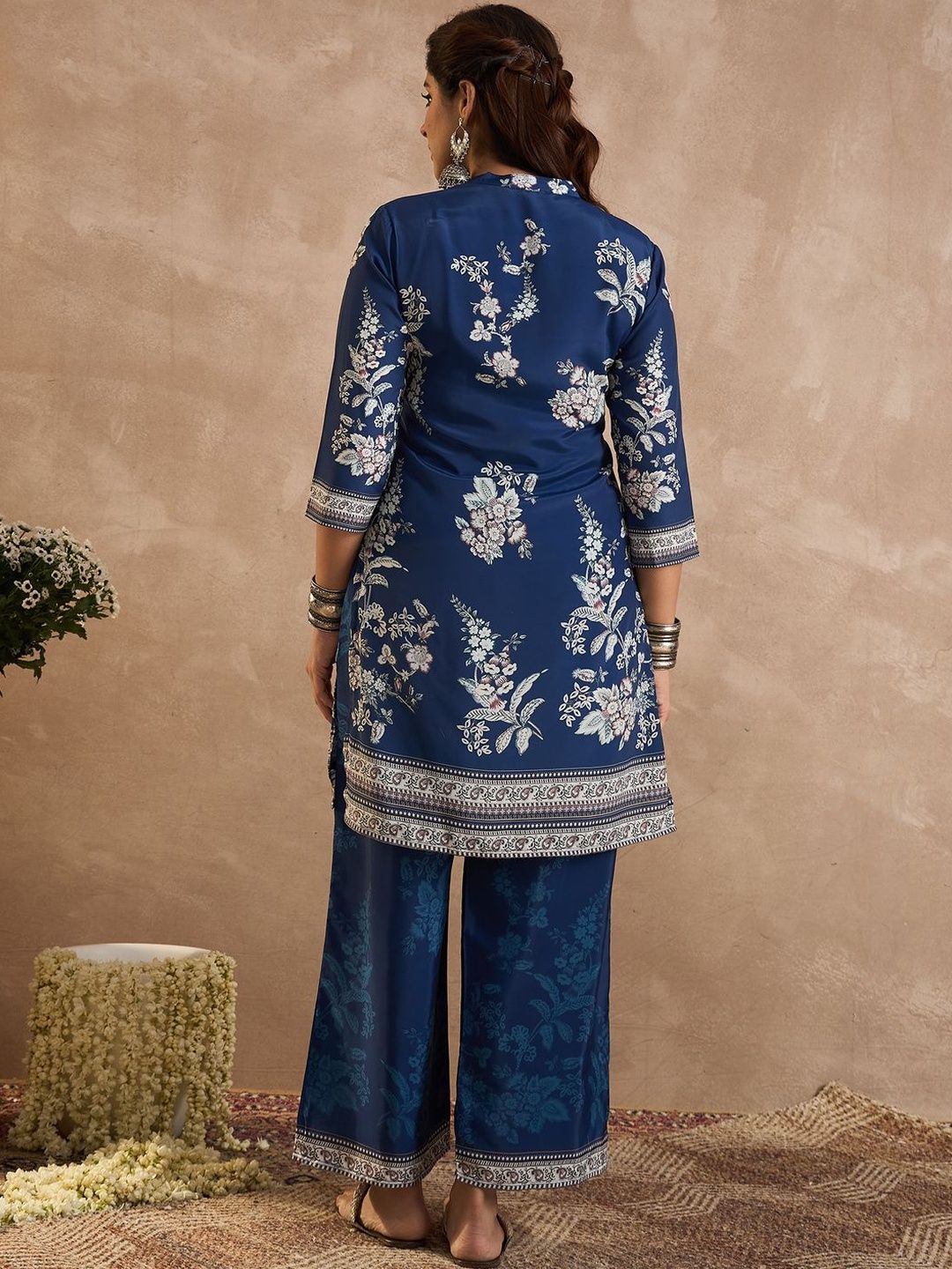 Women Floral Printed Kurta with Palazzos