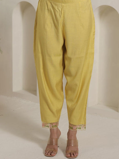 Women Floral Printed Kurta with Trouser & Dupatta