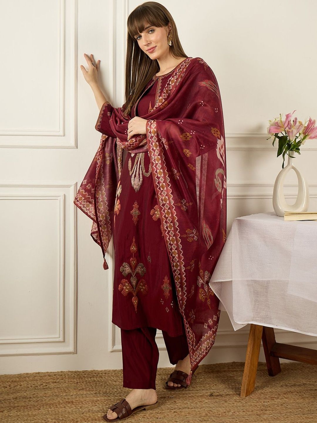 Floral Embroidered Round Neck Regular Straight Kurta With Trousers & Dupatta