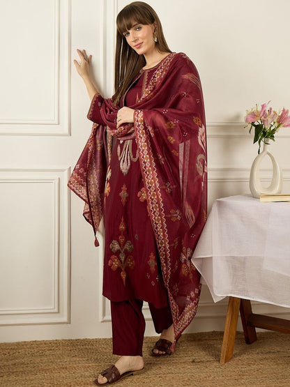 Floral Embroidered Round Neck Regular Straight Kurta With Trousers & Dupatta