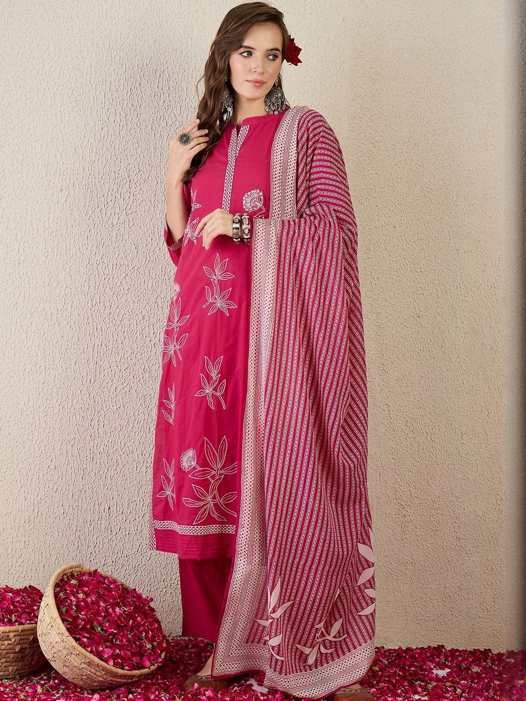 Women Embroidered Thread Work Pure Cotton Kurta with Trousers & Dupatta
