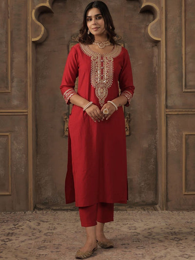 Indyancart IE Women Ethnic Motifs Embroidered Kurta with Trousers