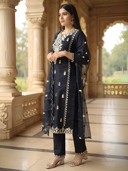 Dhiyona IE Women's Women Ethnic Motifs Embroidered Kurta with Trousers & Dupatta