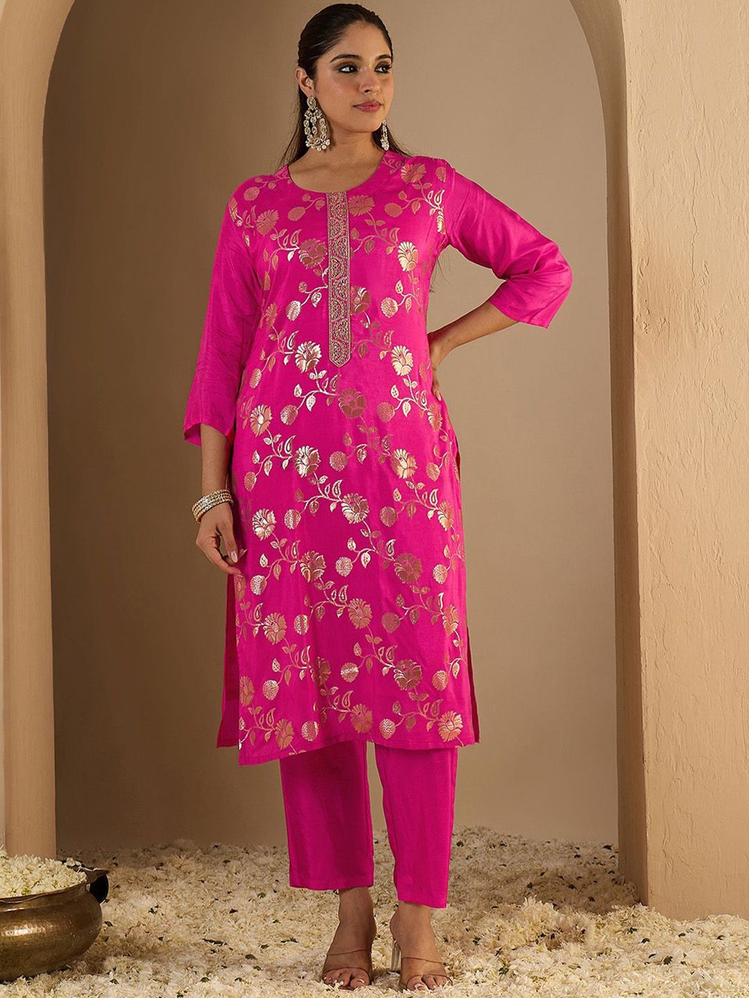 Floral Printed Straight Kurta With Trousers & Dupatta