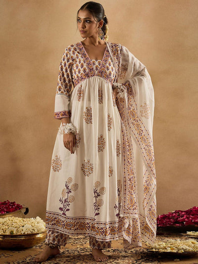Indyancart IE Women Floral Printed Empire Pure Cotton Kurta with Trousers & With Dupatta