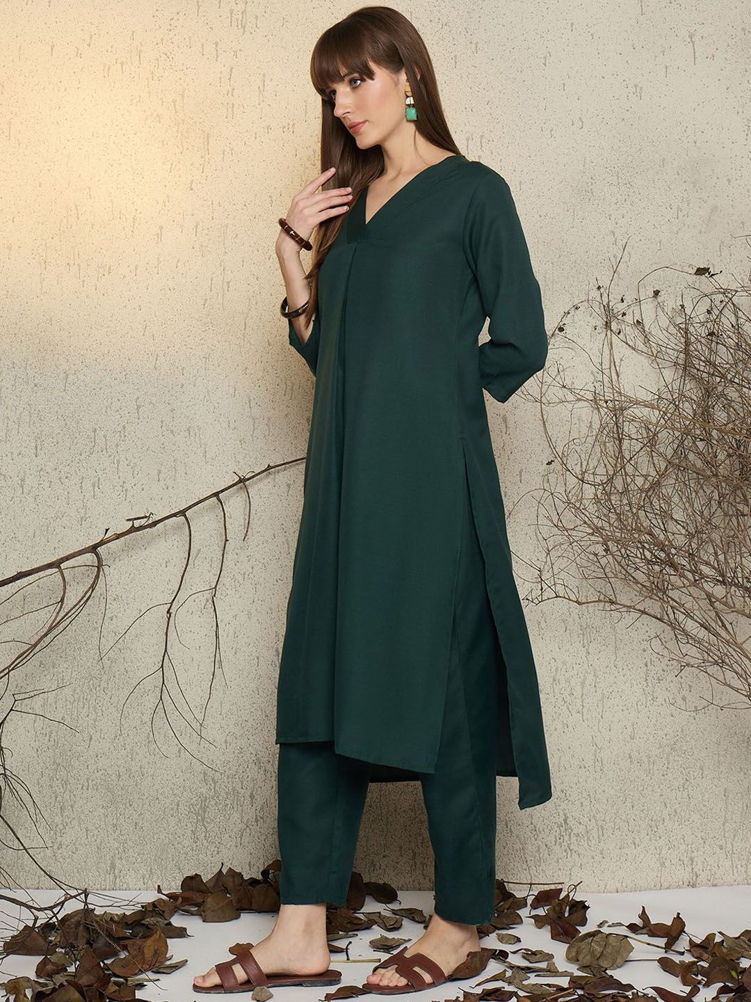 Pleated V-Neck A-Line Kurta With Trousers