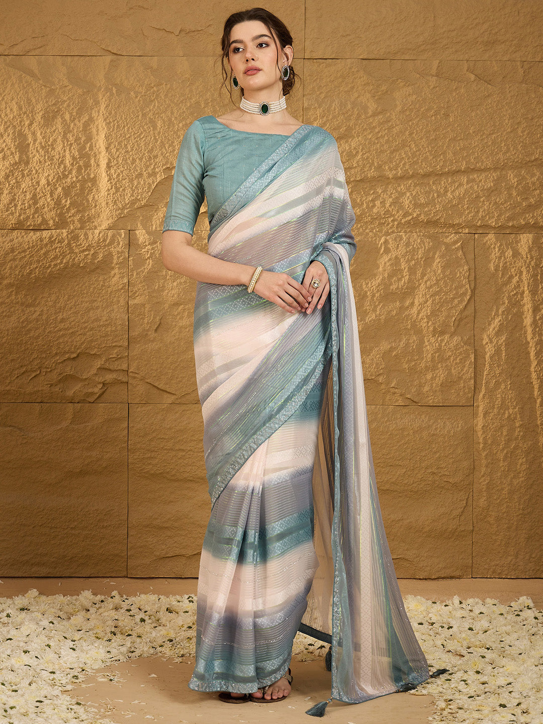 Women's Chiffon Blue Embellished Designer Saree With Blouse Piece