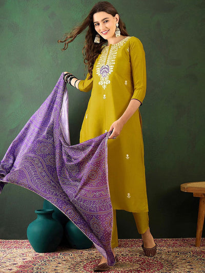 Indyancart SN Women's Floral Embroidered Straight Kurta With Trouser & Dupatta