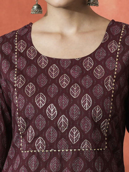 Indyancart SN Women's Floral Printed Gotta Patti Pure Cotton Straight Kurta With Trouser And Dupatta