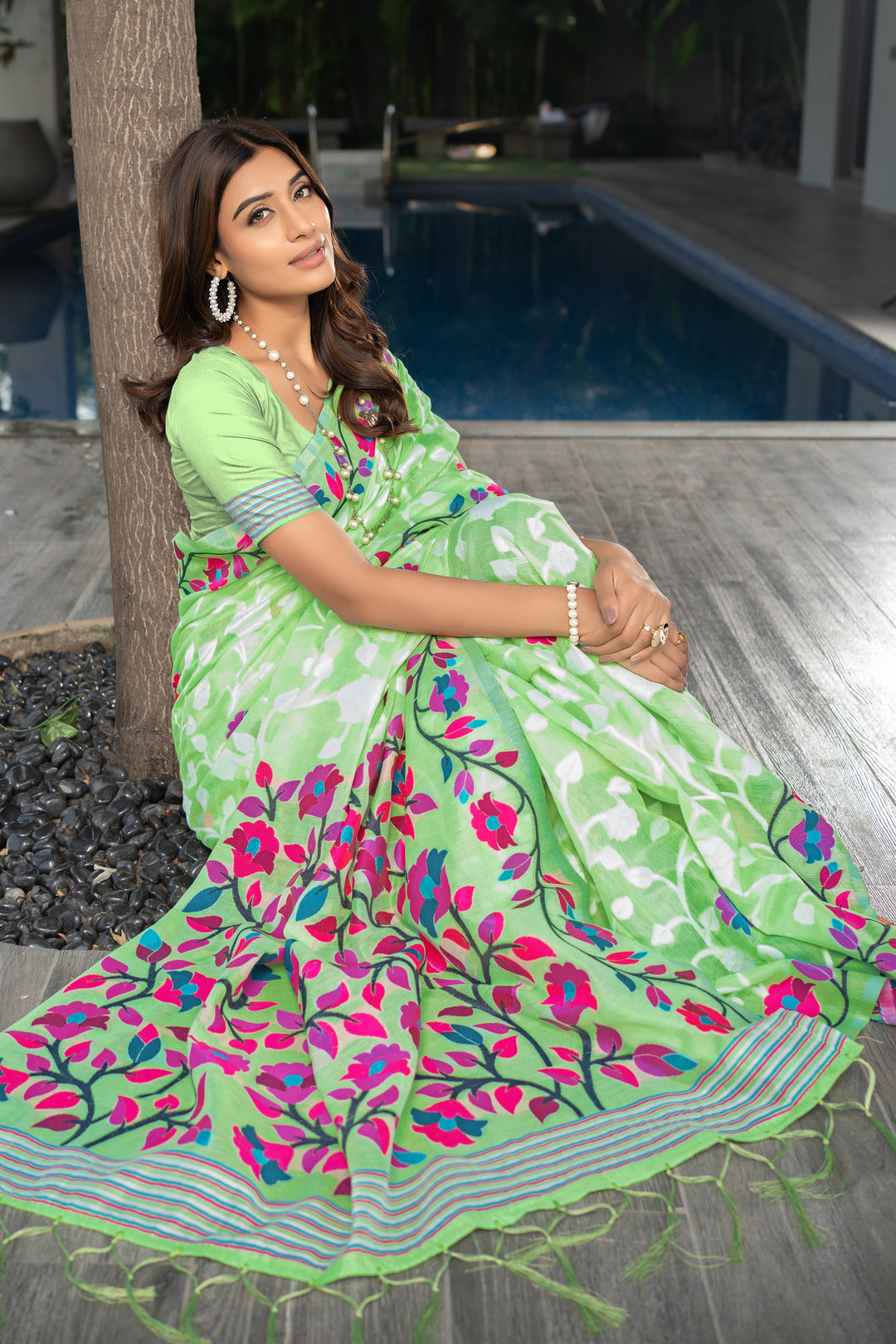 Dhiyona GR Women's Ruhani Mint Green Cotton Jamdani Saree