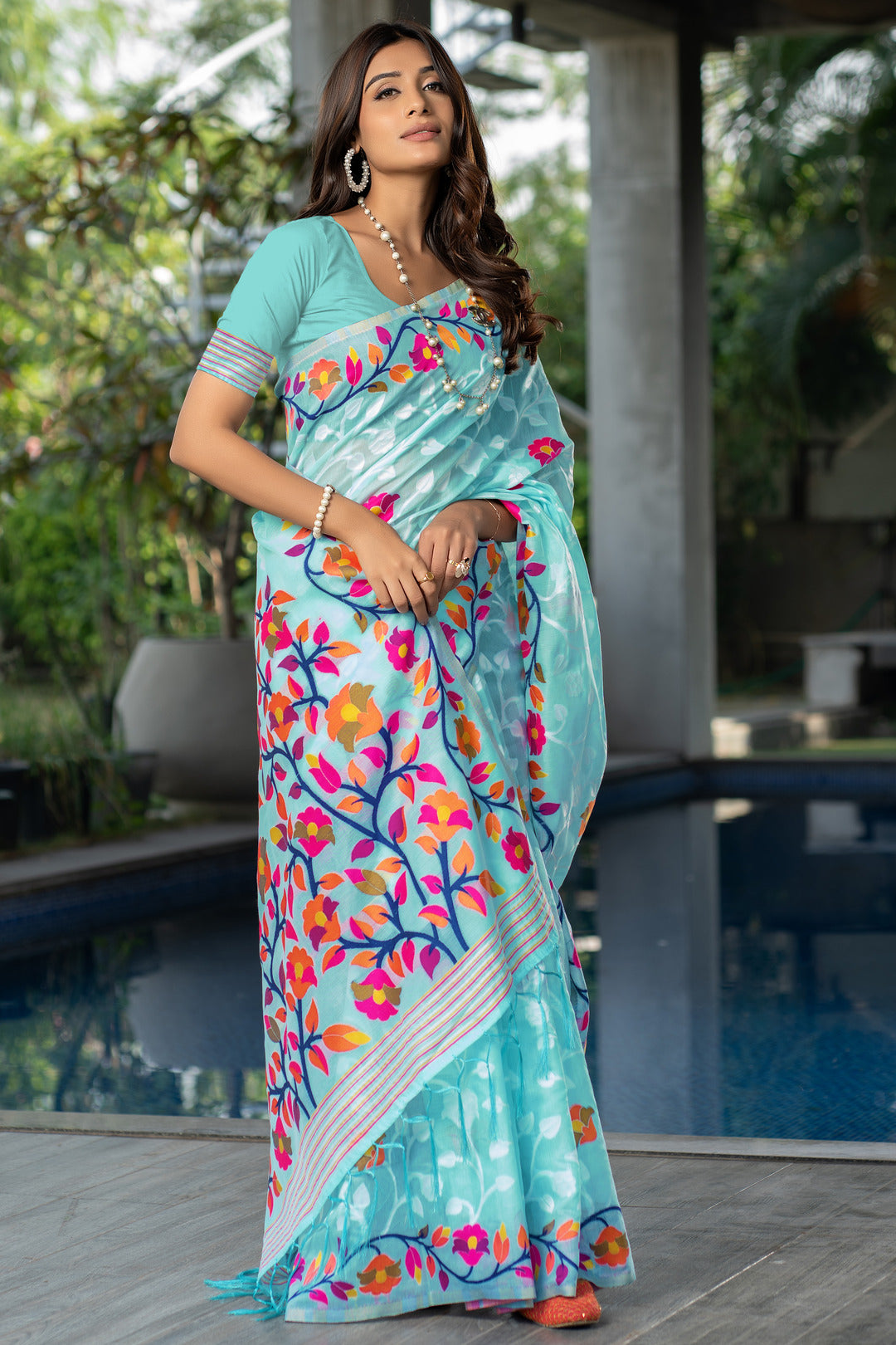 Dhiyona GR Women's Ruhani Sky Blue Cotton Jamdani Saree