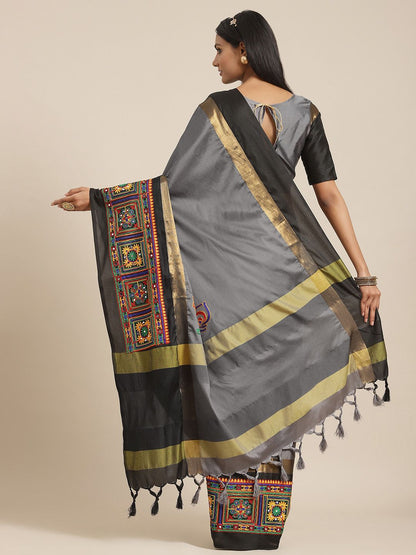 Indyancart RV Women's Cotton Silk Heavy Kutchi Work With Peacock Design Embroidered Saree  ( KVD1546 )