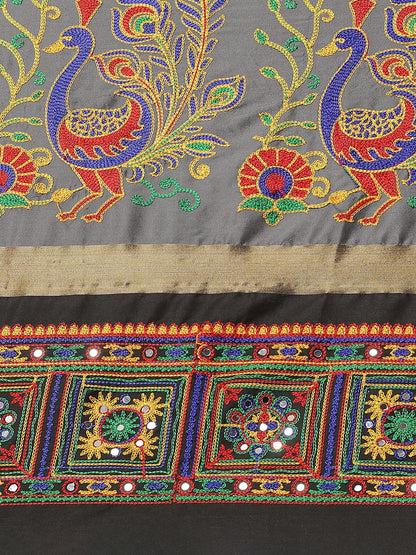 Indyancart RV Women's Cotton Silk Heavy Kutchi Work With Peacock Design Embroidered Saree  ( KVD1546 )