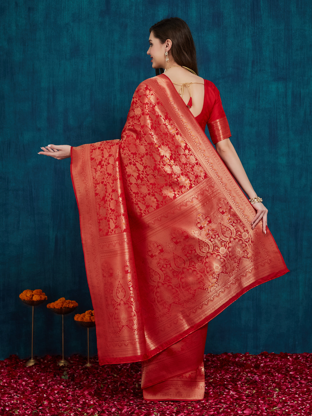 Indyancart RV Women's Kanjivaram Silk Woven With Golden Woven Border Saree  ( KVD2160 )