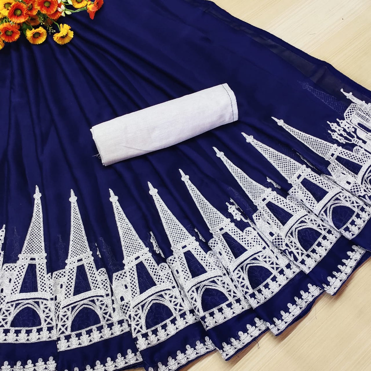 Indyancart RV Women's Rangoli Georgette With Embroidery Work Party Wear Saree (KVD5618)