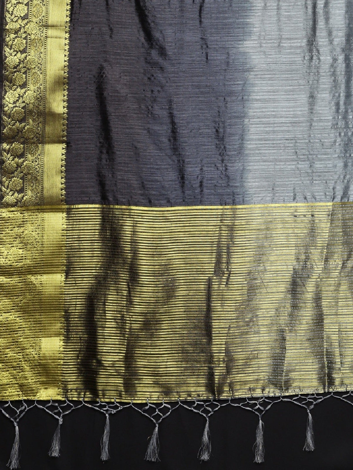 Indyancart RV Women's Banarasi Silk With Silver and Golden Jacquard Print Saree  ( KVD917 )