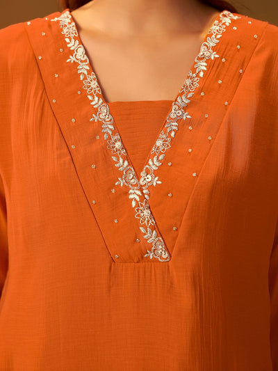Dhiyona IE Ethnic Motifs Embroidered V-Neck Thread Work A-Line Kurta & Trousers