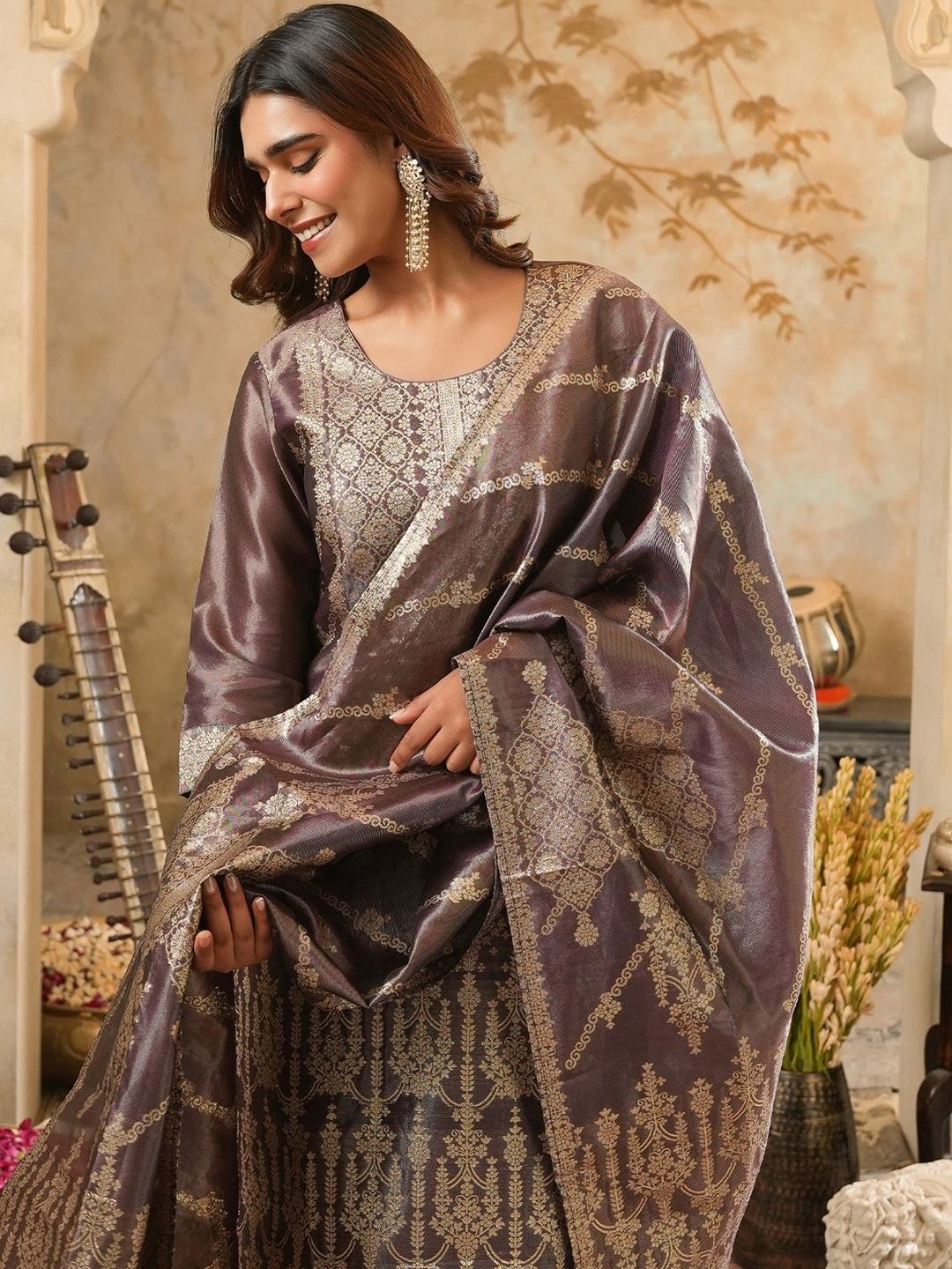 Women Ethnic Motifs Woven Design Regular Kurta Trousers With Dupatta