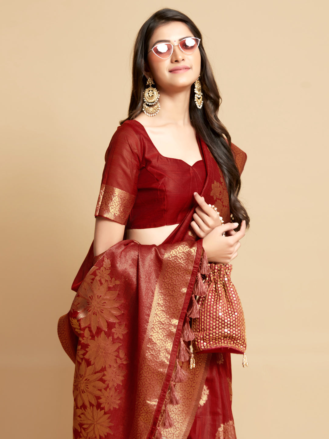 Indyancart GR Women's Satrangi Chilli Red Zari Woven Design Linen Saree