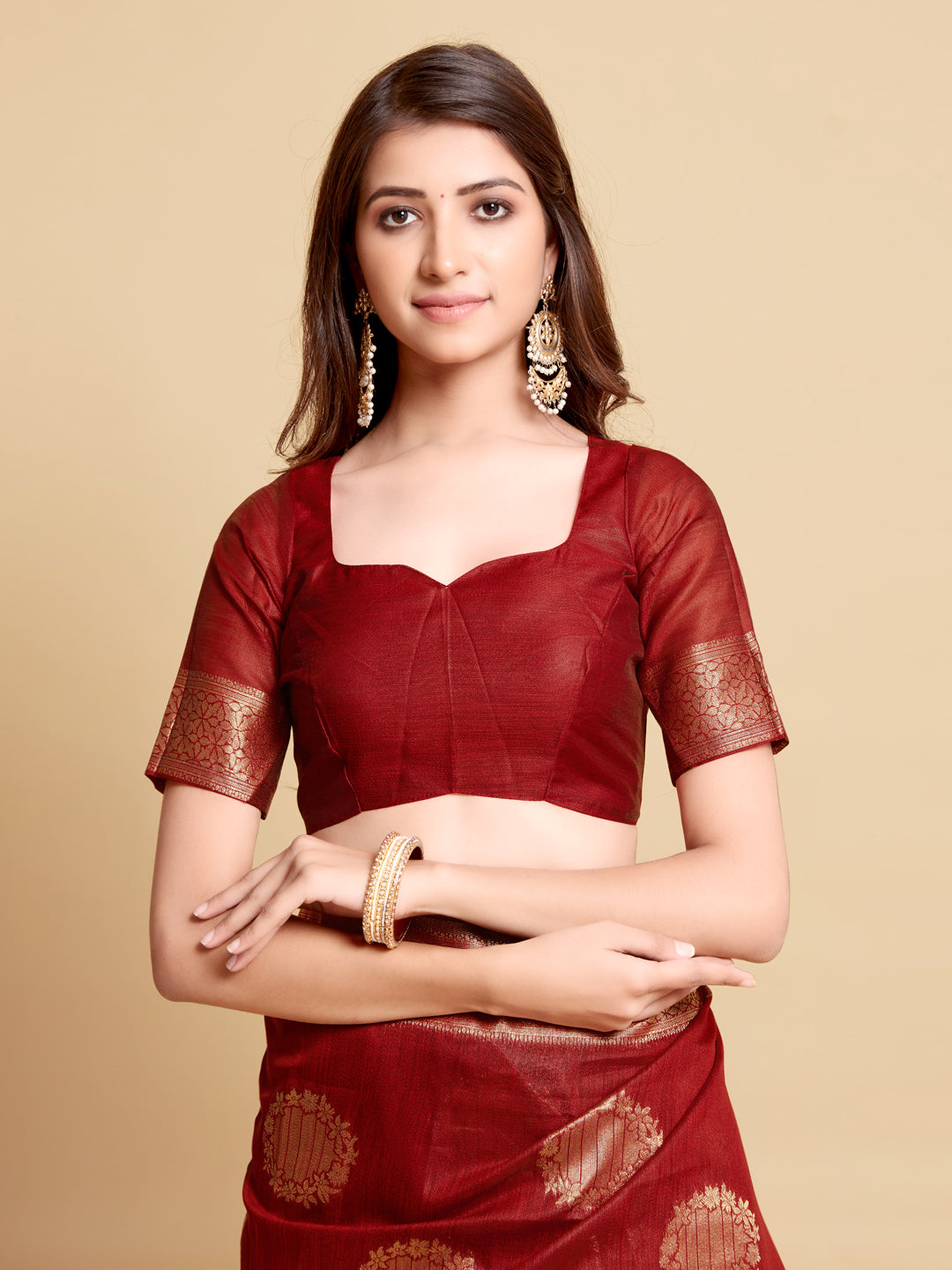 Indyancart GR Women's Satrangi Chilli Red Zari Woven Design Linen Saree
