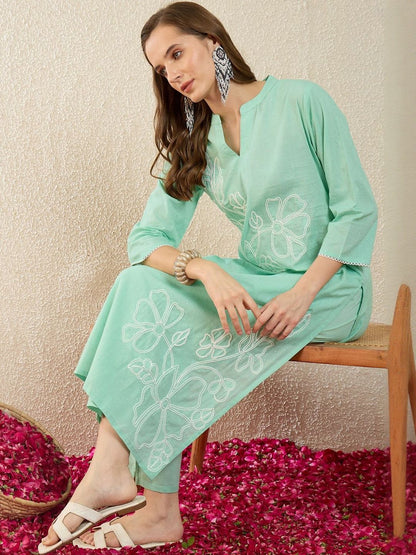 Women Floral Embroidered Regular Thread Work Pure Cotton Kurta with Trousers