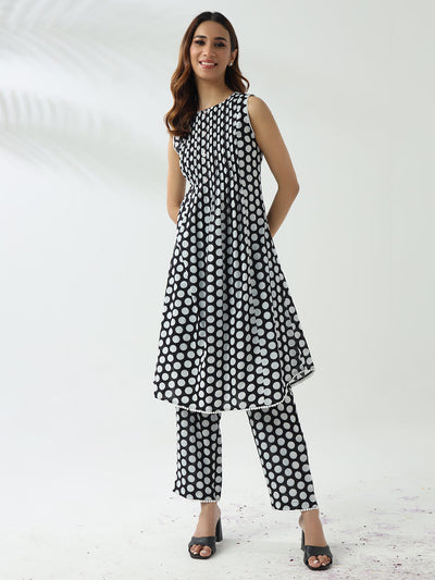 Indyancart FL Women's Black & White Cotton Flared Kurta Set