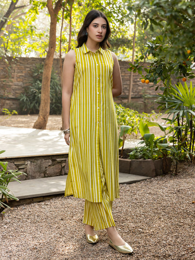 Indyancart FL Women's yellow Cotton Straight-cut Kurta Set