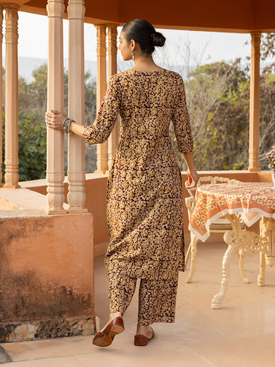 Indyancart FL Women's Maroon Floral Print Cotton Straight Kurta Set