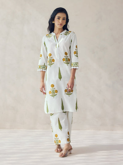 Indyancart FL Women's Off-White Floral Print Cotton Straight Kurta Set
