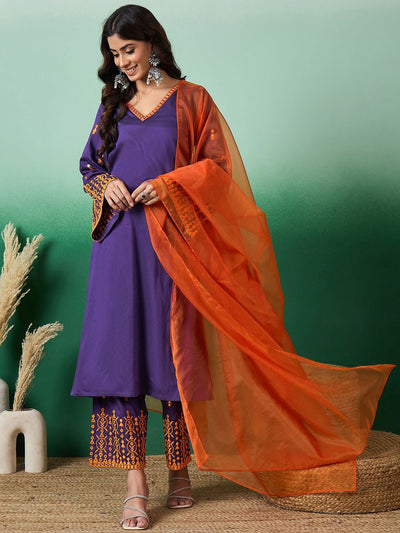 Indyancart SN Women's Embroidered Striaght Kurta With Pant & Dupatta