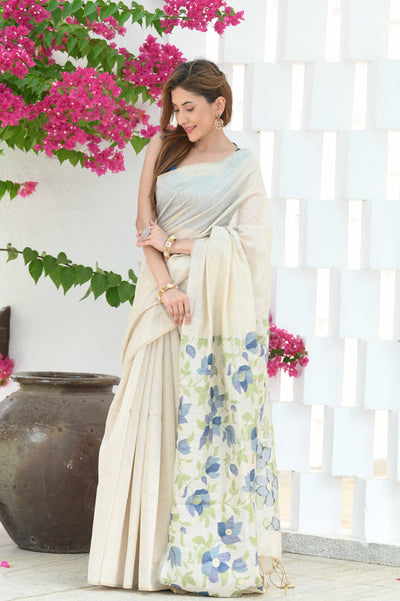 Indyancart GR Women's Sunflower Beige & Blue Mul Cotton Jamdani Saree