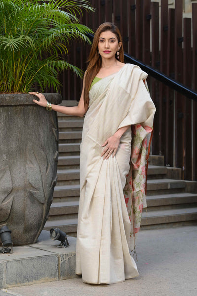 Indyancart GR Women's Sunflower Beige & Red Mul Cotton Jamdani Saree