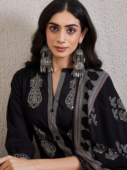 Women Paisley Embroidered Regular Thread Work Pure Cotton Kurta with Trousers & With Dupatta