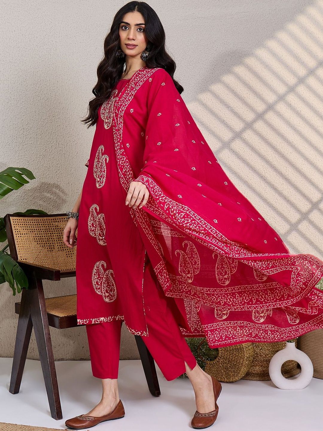 Women Paisley Printed Regular Pure Cotton Kurta with Trousers & With Dupatta
