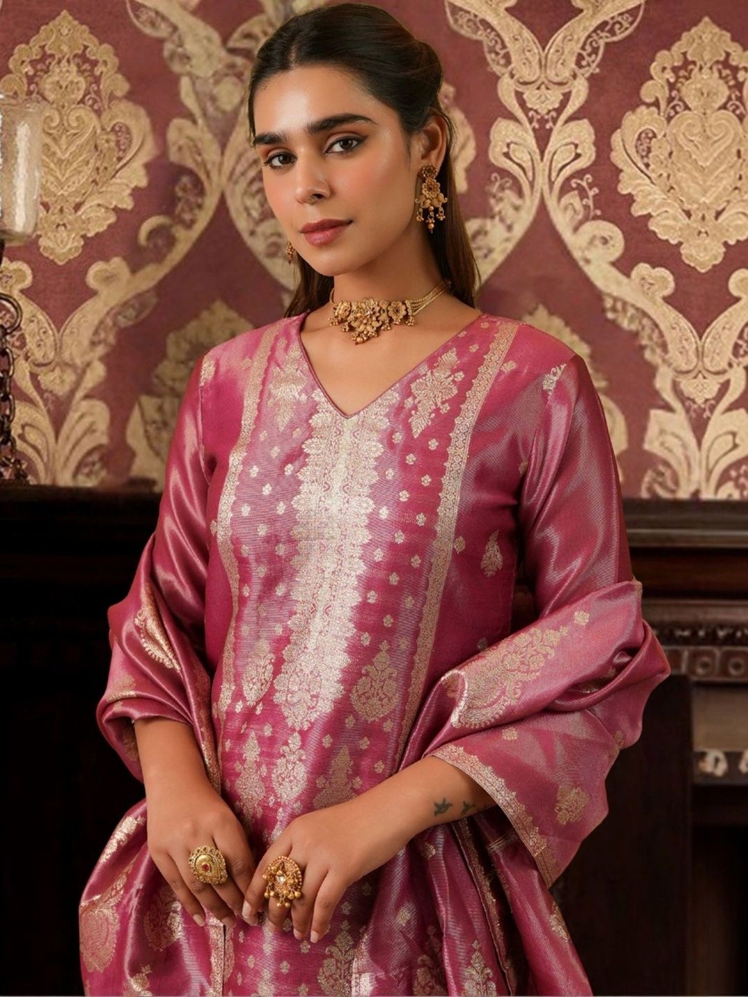 Women Regular Kurta with Trousers & With Dupatta