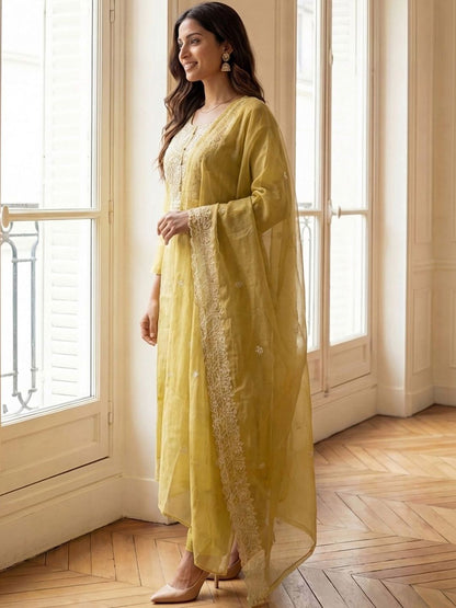 Indyancart IE Women Ethnic Motifs Embroidered Regular Thread Work Kurta with Palazzos & With Dupatta