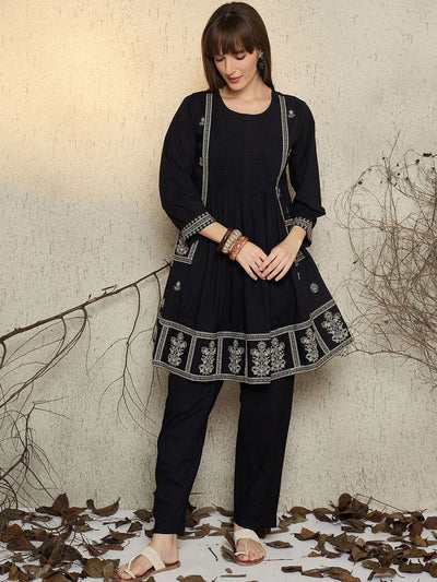 Indyancart IE Women Embroidered Round Neck Cotton Top and Trousers Co-Ords