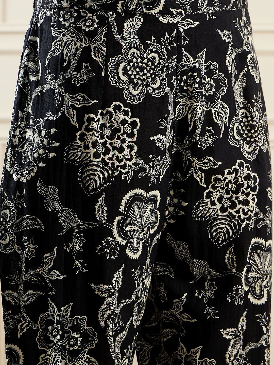 Dhiyona IE Floral Printed Mandarin Collar Pure Cotton Tunic Top With Trousers
