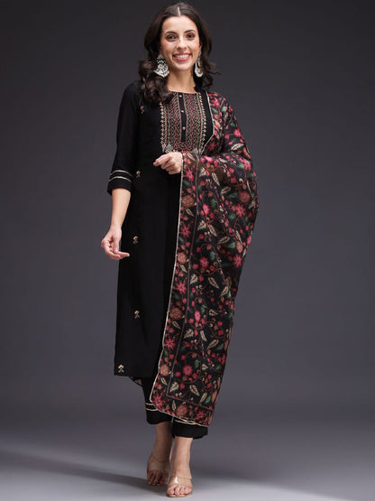 Indyancart SN Women's Floral Embroidered Kurta with Trousers & Dupatta