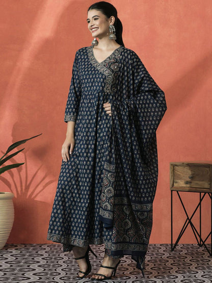 Indyancart SN Women's Floral Printed Pure Cotton V-Neck Angrakha Kurta With Trousers And Dupatta