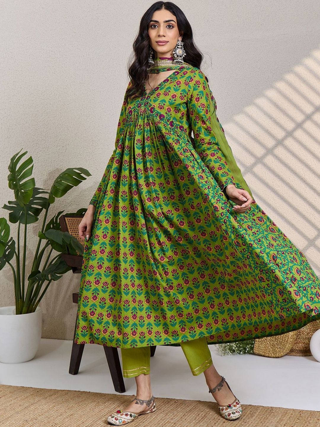 Floral Printed Panelled Pure Cotton Kurta With Trouser & Dupatta