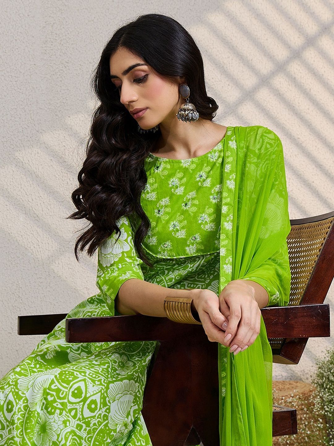 Women Floral Printed Cotton A-Line Kurta with Trousers & Dupatta