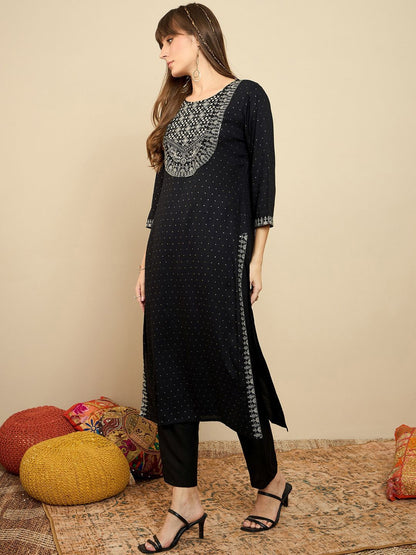 Indyancart IE Floral Embroidered Zari Straight Kurta