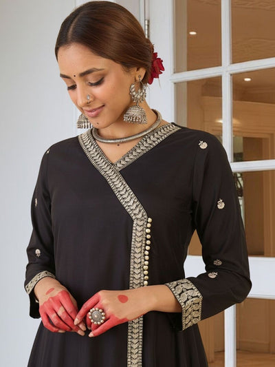 Indyancart IE Women Ethnic Motifs Embroidered Angrakha Thread Work Kurta with Trousers & With Dupatta