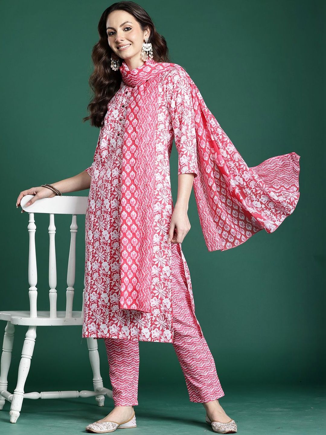Women Floral Printed Regular Pure Cotton Kurta with Trousers & With Dupatta