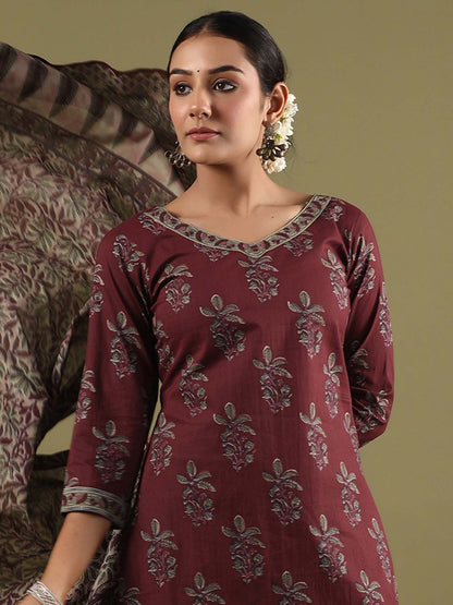 Indyancart IE Floral Printed Pure Cotton Straight Kurta With Salwar & Dupatta
