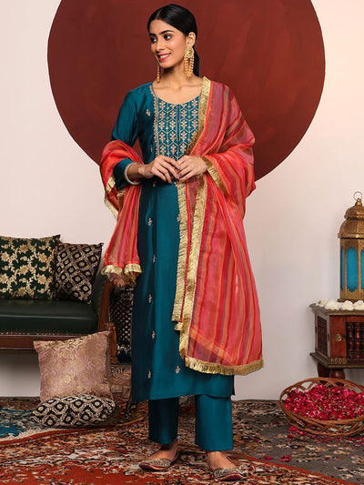 Indyancart VA Women's Ethnic Motifs Embroidered Regular Thread Work Kurta with Trousers & With Dupatta